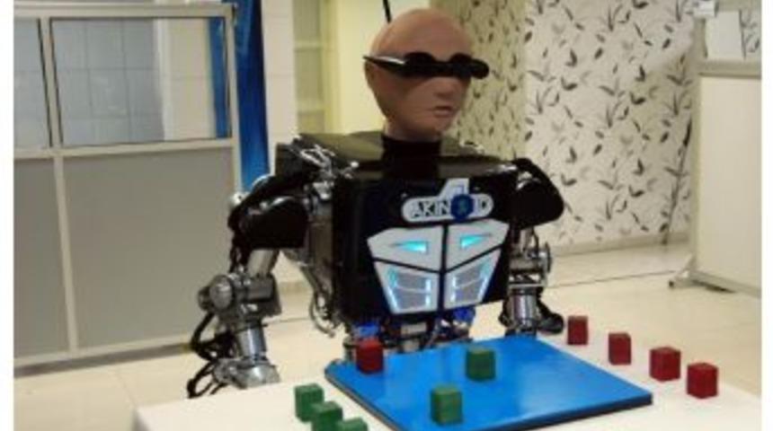 İnsansı Robot Akınoıd-3 (akıncı-3) Geliyor