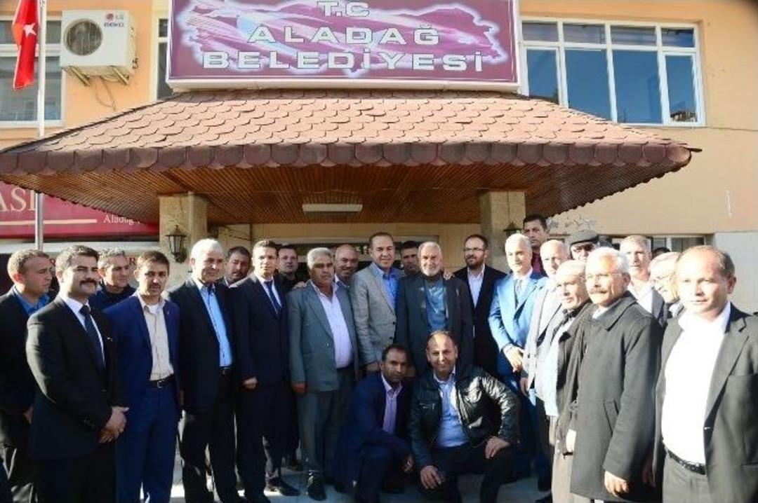 S&ouml;zl&uuml;: &ldquo;siyasi Parti Ayrımı G&ouml;zetmeksizin Halka Hizmetle Y&uuml;k&uuml;ml&uuml;y&uuml;z&rdquo;