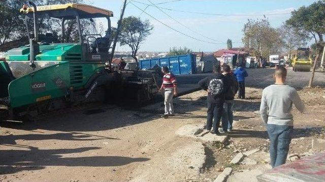 Roman Mahallesinin Yolları Asfaltlandı