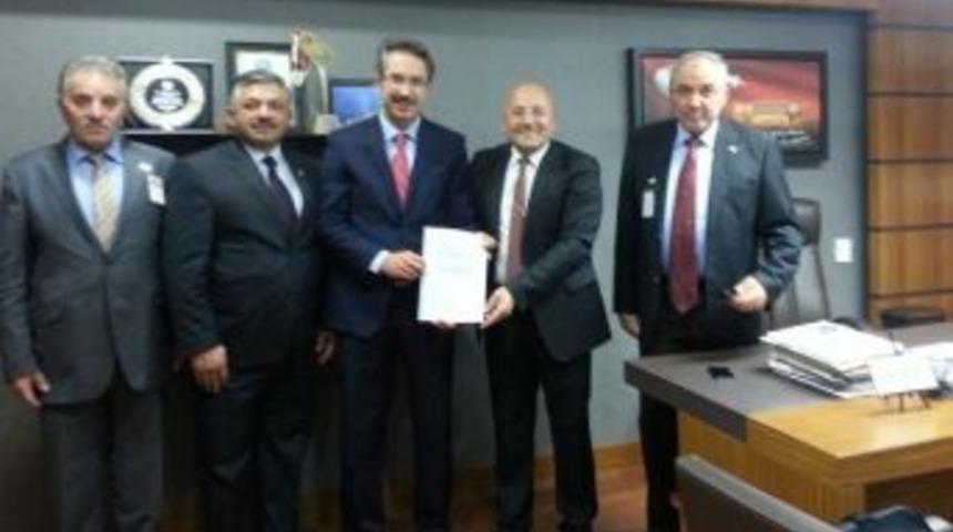 Milletvekili &Uuml;nal&rsquo;a Fındık Raporu