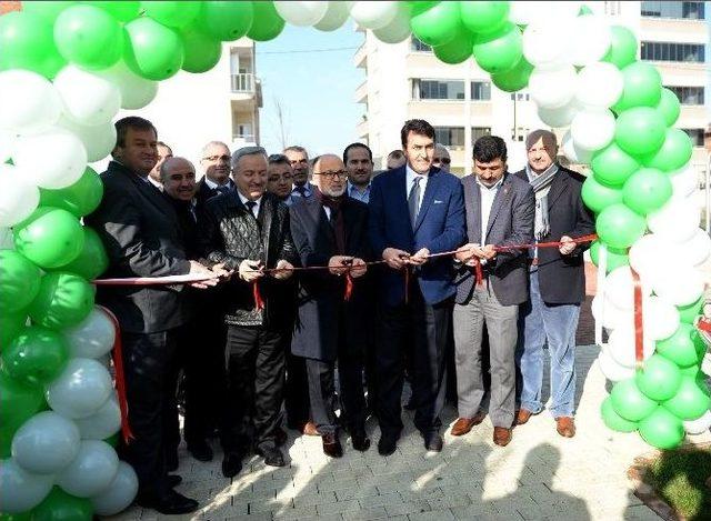 Geçit Mahallesi İki Yeni Parka Kavuştu 1