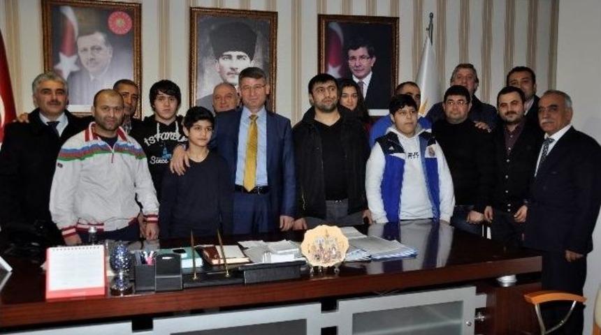 Şampiyonlardan Fikret Yeni&rsquo;ye Ziyaret