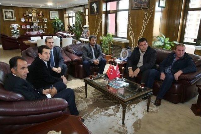 Kayseri İnşaat İş&ccedil;ileri Ve Taşeronları Derneği 1