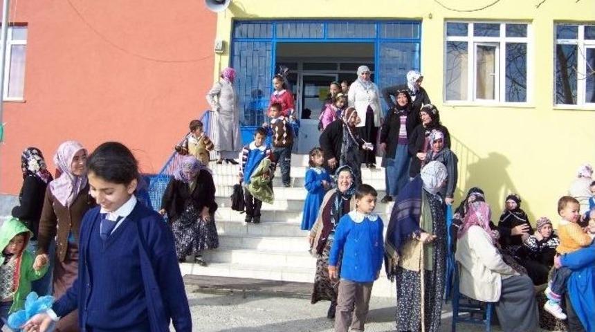 Sorgun Ahmetfakılı Ortaokulunda Aşure G&uuml;n&uuml;