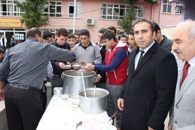 Okulda Aşure G&uuml;n&uuml; 2