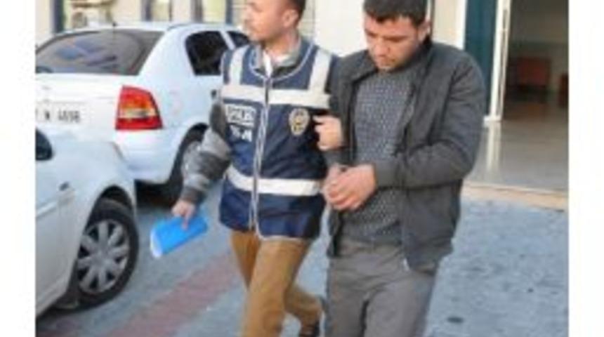 Alanya&rsquo;da Yolcu Otob&uuml;s&uuml;nde Esrar Bulundu