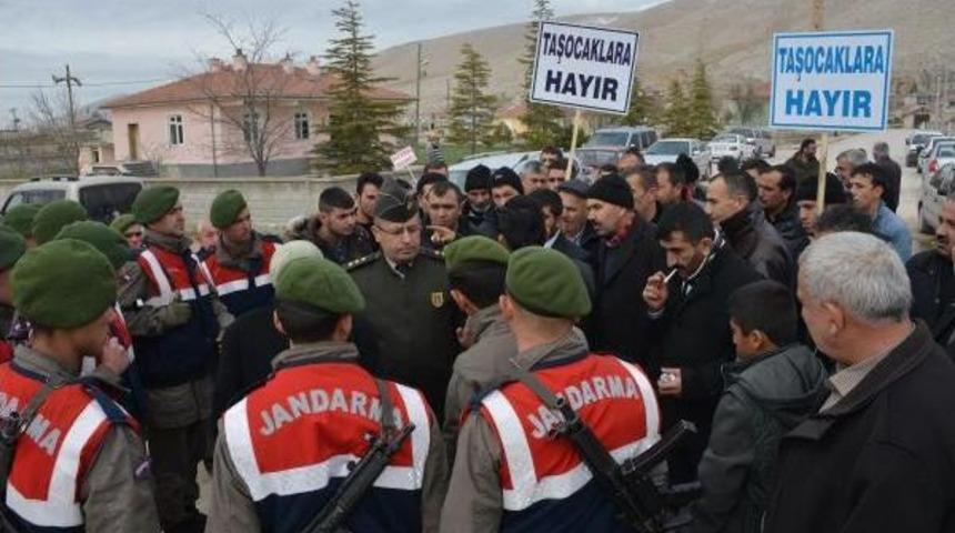 Mahallelininin Taş Ocağı Tepkisi