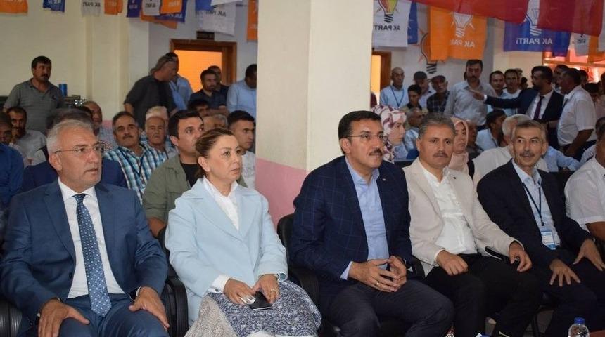 Bakan T&uuml;fenkci: "t&uuml;rkiye&rsquo;yi Her Alanda B&uuml;y&uuml;tt&uuml;k"