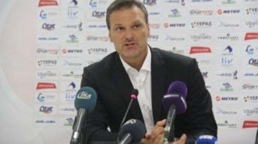 &Ouml;zalan: &ldquo;bu Skordan Sonra Karşınıza &Ccedil;ıkmaya Utanıyorum&rdquo;