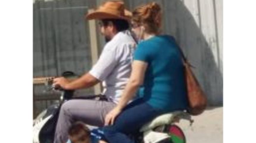Scooter &Uuml;zerinde Tehlikeli Yolculuk