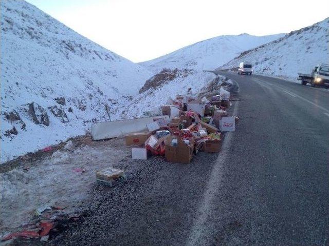 Çatak’ta Trafik Kazası; 2 Yaralı