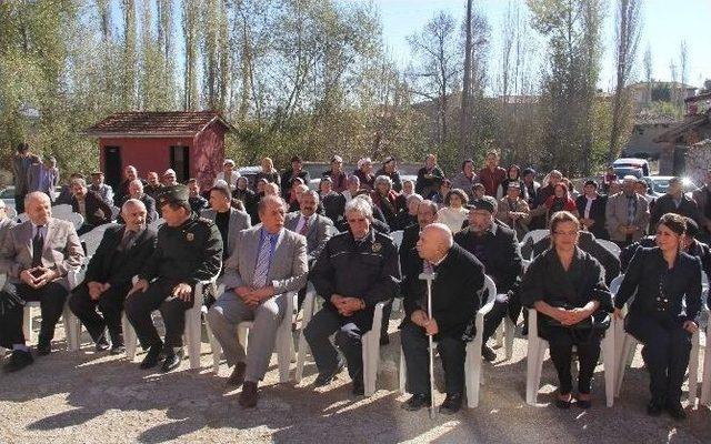 Vali Kara Aşure Etkinliğine Katıldı