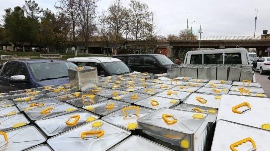 6 Ton Kaçak Yağ Ele Geçirildi