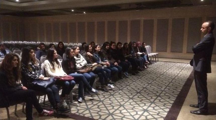 G&ouml;k&ccedil;ebey Myo&rsquo;ya Zonguldak&rsquo;ta Kariyer Semineri Verildi