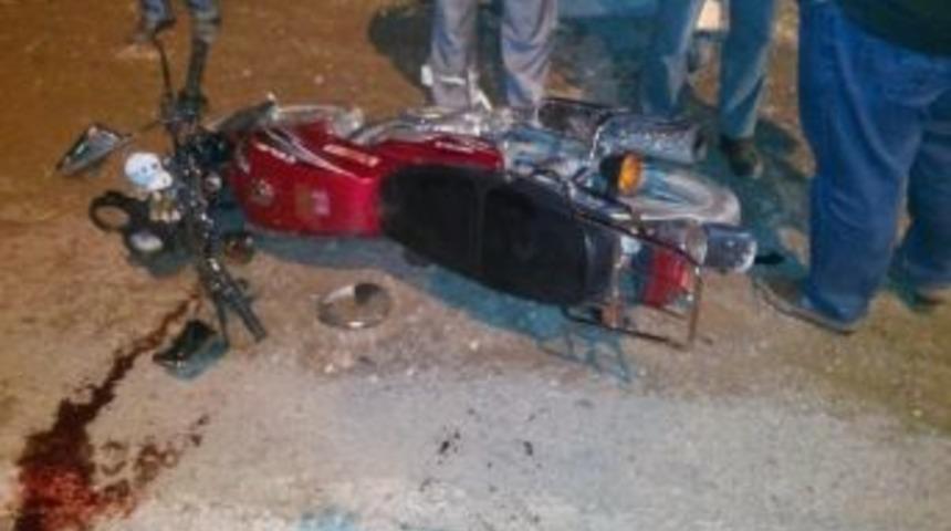 Motosikletin &Ccedil;arptığı Yaşlı Adam Hayatını Kaybetti