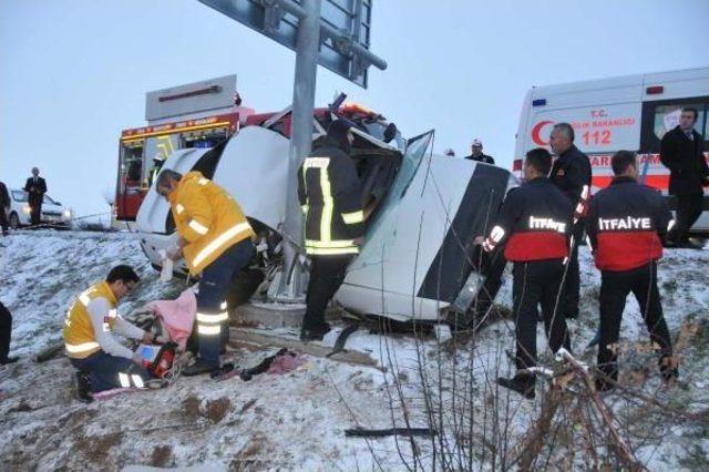 Sivas'ta 2 Buzlanma Kazası: 2 Ölü, 5 Yaralı