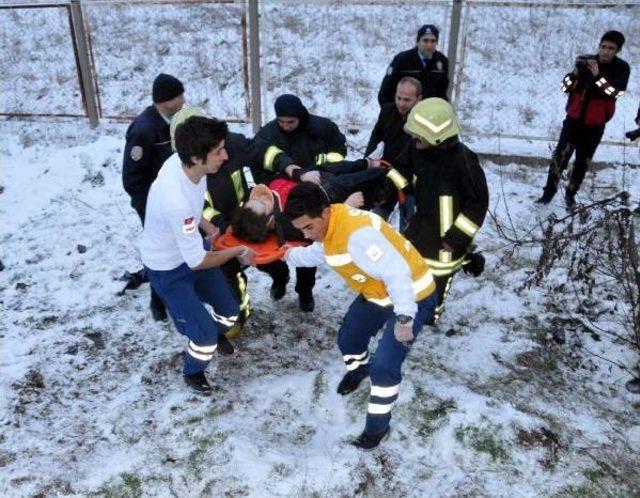 Sivas'ta 2 Buzlanma Kazası: 2 Ölü, 5 Yaralı