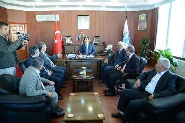 Kayseri&rsquo;den Yola &Ccedil;ıkan &ldquo;kayseri Şeker Aşure Kervanı&rdquo; Sivas Şarkışla&rsquo;ya Kadar Ulaştı 1