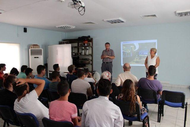 Beyaz Kalpler &Ouml;ğretmenlerinden Seminer 1