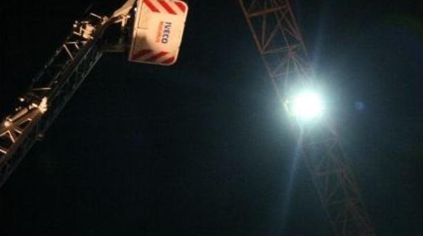 Vince &Ccedil;ıkan İş&ccedil;iler 5 Saat Sonra İkna Edildi