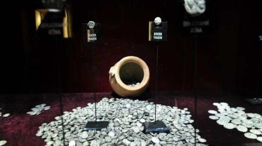 Yurt Dışına Ka&ccedil;ırılan 4 Bin 311 Eser T&uuml;rkiye'ye Getirildi