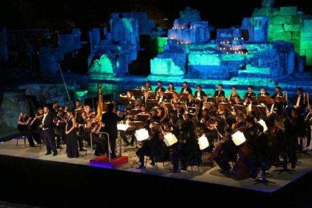 Selçuk'ta Efes Opera Ve Bale Günleri Başladı