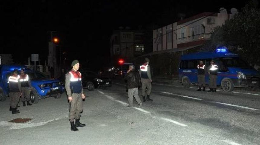 Tarım İş&ccedil;ilerini Suriyeliler Yaraladı S&ouml;ylentisi Ortalığı Savaş Alanına &Ccedil;evirdi