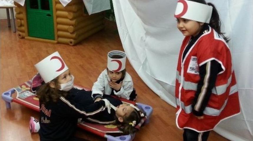 Anafinalliler Kızılay G&ouml;n&uuml;ll&uuml;s&uuml; Oldu