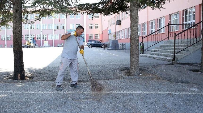 Sincan Belediyesi, Okulları &Ouml;ğrenciler İ&ccedil;in Hazırladı