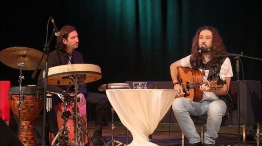 Eflatun Ve Engin G&uuml;rkey&rsquo;den Unutulmaz Performans