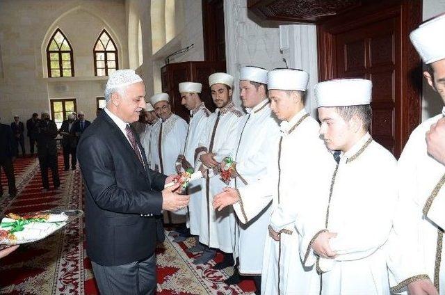 Darende De 13 Hafız Törenle İcazet Aldı