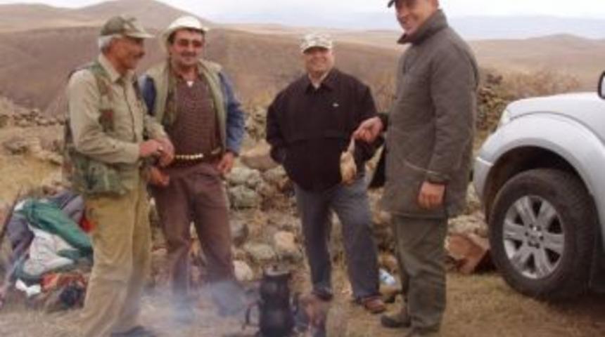 Dışarıdan Gelen Avcılar Yaban Hayatı Olumsuz Etkiliyor