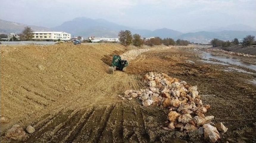 Gazipaşa Hacımusa &Ccedil;ayı&rsquo;nda Islah &Ccedil;alışmaları Devam Ediyor