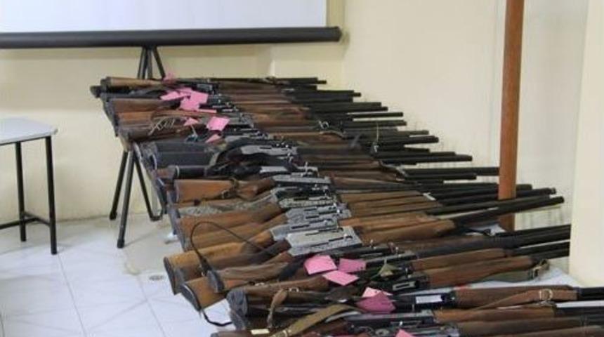 Ka&ccedil;ak Avda El Konulan T&uuml;fekler Satılacak