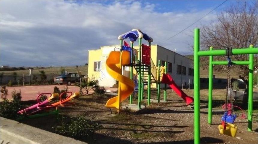 Salıncaklı Milli Eğitim M&uuml;d&uuml;rl&uuml;ğ&uuml; Binası