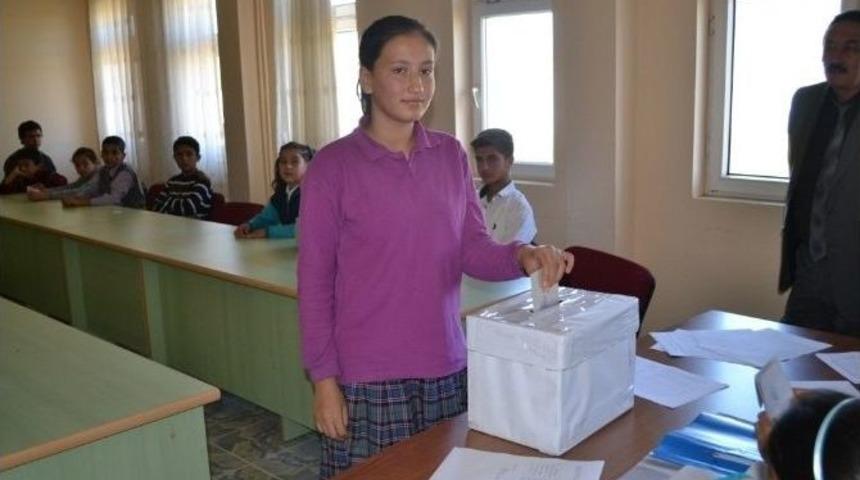 Bozyazı&rsquo;da &Ouml;ğrenci Meclis Başkanı Se&ccedil;imi Yapıldı