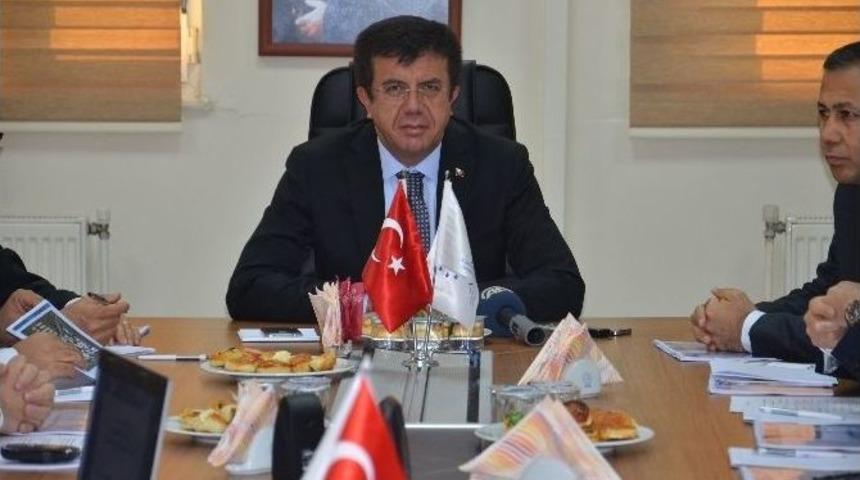 Ekonomi Bakanı Nihat Zeybek&ccedil;i: