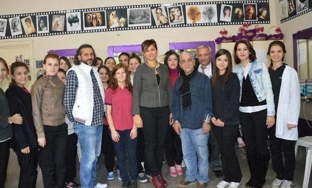 Manisalı Berber Ve Kuaf&ouml;rlerden Liselilere Eğitim 3