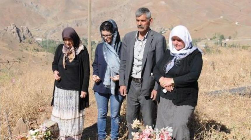 Geçitli'deki Patlamada Ölen 9 Sivil, Dualarla Anıldı