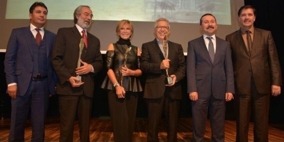 Sel&ccedil;uk, 4 Yapraklı Yoncayı Filiz Akın&rsquo;la Tamamladı