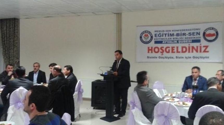 Ayvalık&rsquo;ta Eğitim-bir-sen&rsquo;den Dayanışma Ve Kaynaşma Yemeği