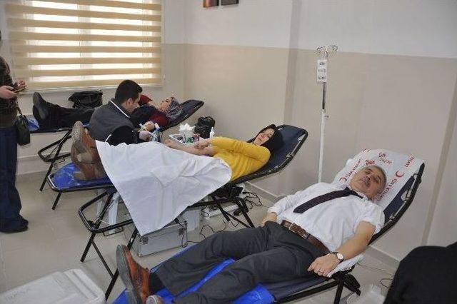 Hem Kursiyerleri Kan Bağışladı 1