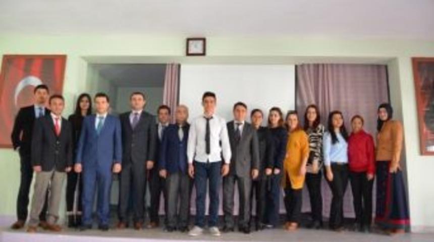 Selendi&rsquo;de Okul Meclis Başkanlığı Se&ccedil;imleri Yapıldı