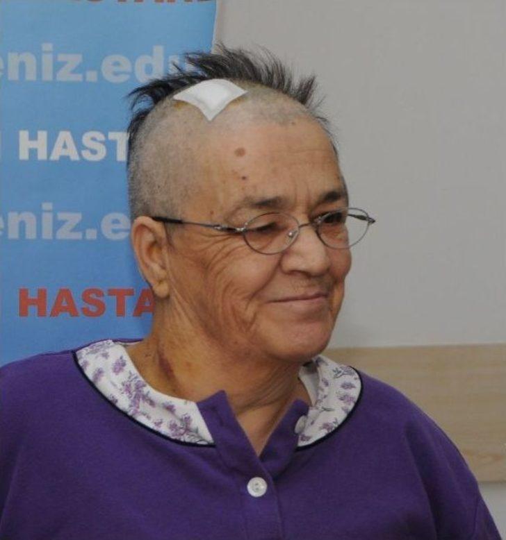 27 Yıllık Titreme, Beyin Piliyle Sona Erdi G2