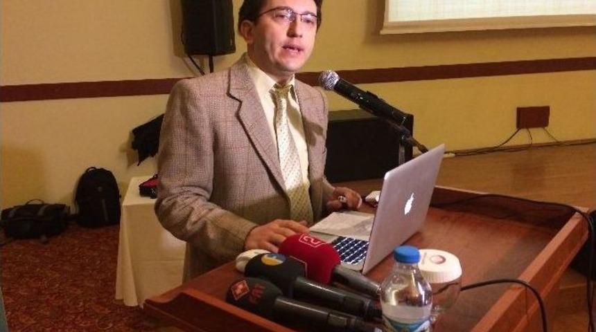 Elazığ’da Tıbbi Genetik Bilgilendirme Toplantısı Yapıldı