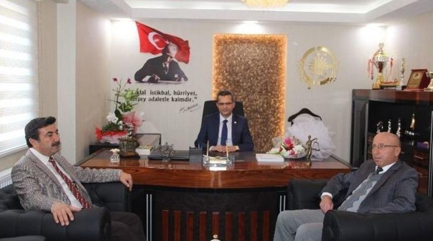 &Ccedil;orum Ticaret Borsası&rsquo;ndan Baro&rsquo;ya Ziyaret