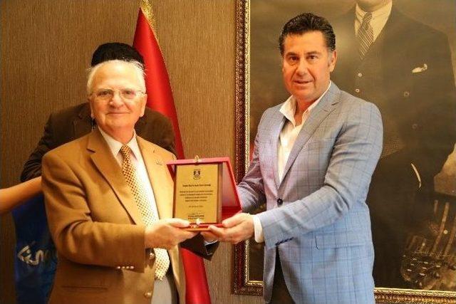 Başkan Kocadon, Turgut Reis’in Torunları İle Tunus Heyetini Ağırlıyor 1