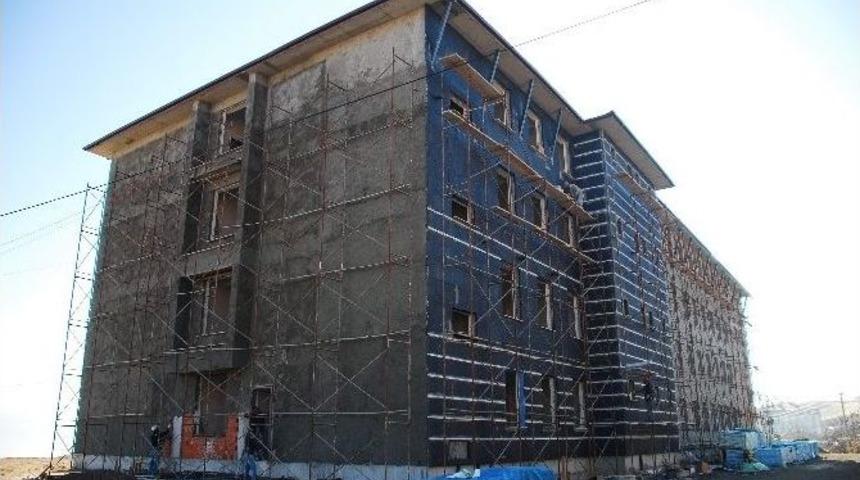 Başkan Şahin&rsquo;den Okul İncelemesi