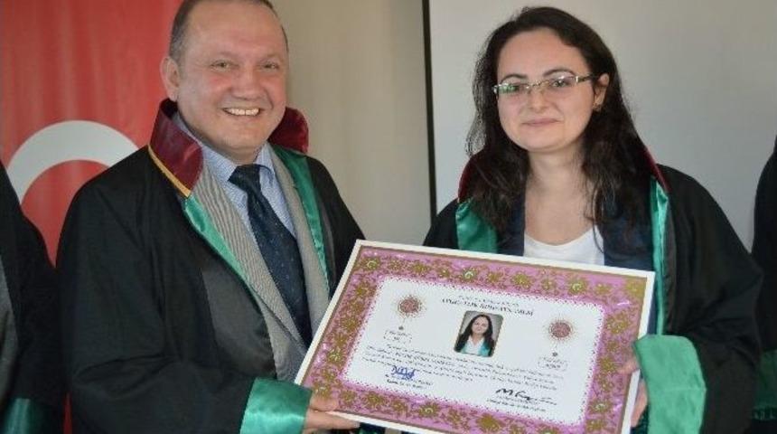 Yalova Barosu&rsquo;na 2 Yeni Avukat Daha Katıldı