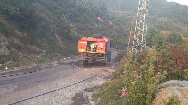 Kastamonu&rsquo;da &Ccedil;&ouml;pl&uuml;k Alanda Yangın 1
